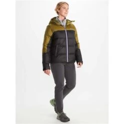 Marmot Women's Guides Down Hoody -Ski Equipment fw23 marmot womensguidesdownhoody blackmilitarygreen 3