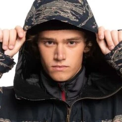 Quiksilver Men's Fairbanks Jacket 19 Quiksilver Men's Fairbanks Jacket -Ski Equipment fw23 quiksilver mensfairbanksjacket grapeleaftigercamo 5