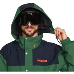 Volcom Men's Longo Gore-Tex Jacket 11 Volcom Men's Longo Gore-Tex Jacket -Ski Equipment fw23 volcom menslongogoretexjacket military 4