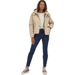 Patagonia Women's Downdrift Jacket 10 Patagonia Women's Downdrift Jacket -Ski Equipment wbf2223 20625 ortn aw3
